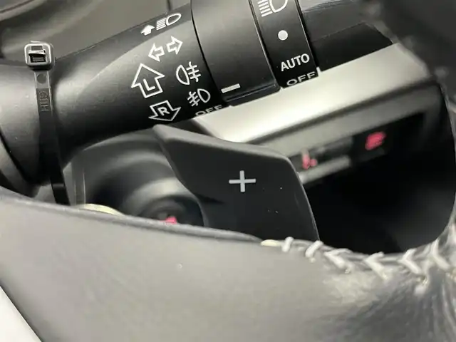 スバル インプレッサ スポーツ 2．0i－S アイサイト 埼玉県 2017(平29)年 3.2万km ピュアレッド 純正８インチナビ　バックカメラ　レーダークルーズコントロール　ＢＳＭ　ＥＴＣ　ＬＥＤヘッドライト　パドルシフト　パワーシート　前後ドライブレコーダー　オートライト　プッシュスタート　スマートキー