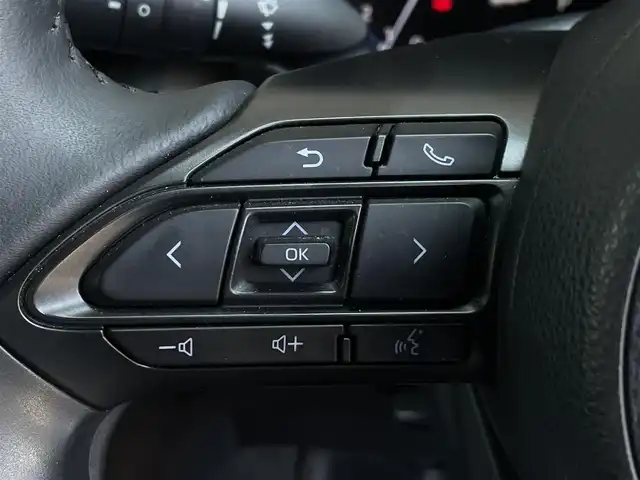 トヨタ ヤリスクロス Z 大阪府 2020(令2)年 2.1万km ブラックマイカ モデリスタエアロ/OPパノラミックビューモニター/OPブラインドスポットモニター/OPハンズフリーパワーバックドア/OPリアクロストラフィックアラート/OPフルLEDヘッドランプ/OPアダプティブハイビームシステム/純正8インチナビ/・AM/FM/BT/フルセグ/トヨタセーフティーセンス/・プリクラッシュセーフティー/・レーントレーシングアシスト/・レーダークルーズコントロール/・オートマチックハイビーム/・ロードサインアシスト/ハーフレザーシート/パワーシート/シートヒーター/電子パーキング/HOLD/純正18インチアルミホイール/純正ドアバイザー/純正フロアマット/ユピテルレーダー/前後ドライブレコーダー（SN-TW84）/保証書/取扱説明書
