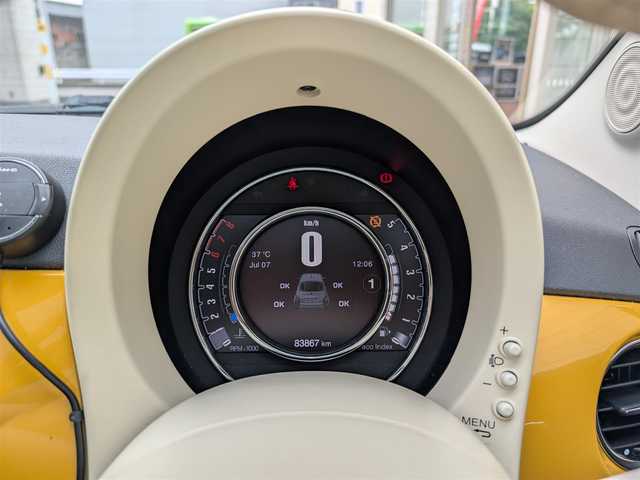 フィアット フィアット ５００ ツインエア カルト 埼玉県 2015(平27)年 8.4万km カントリーポリタンイエロー 限定100台　グレード「カルト」/本革シート/16インチアルミホイール/HIDヘッドライト/サンルーフ/ETC/CD/FM/AMラジオ