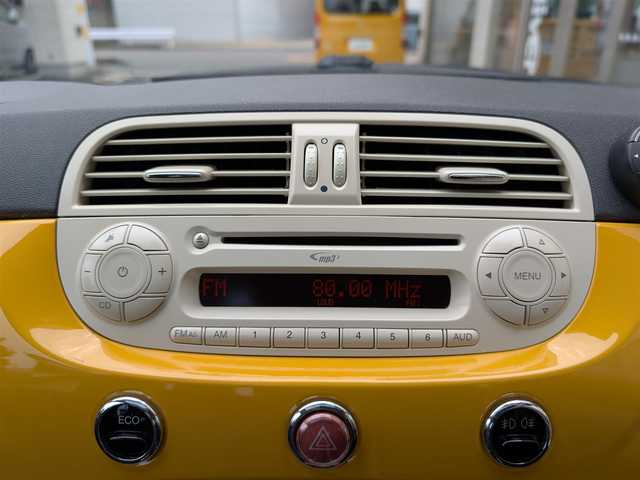 フィアット フィアット ５００ ツインエア カルト 埼玉県 2015(平27)年 8.4万km カントリーポリタンイエロー 限定100台　グレード「カルト」/本革シート/16インチアルミホイール/HIDヘッドライト/サンルーフ/ETC/CD/FM/AMラジオ