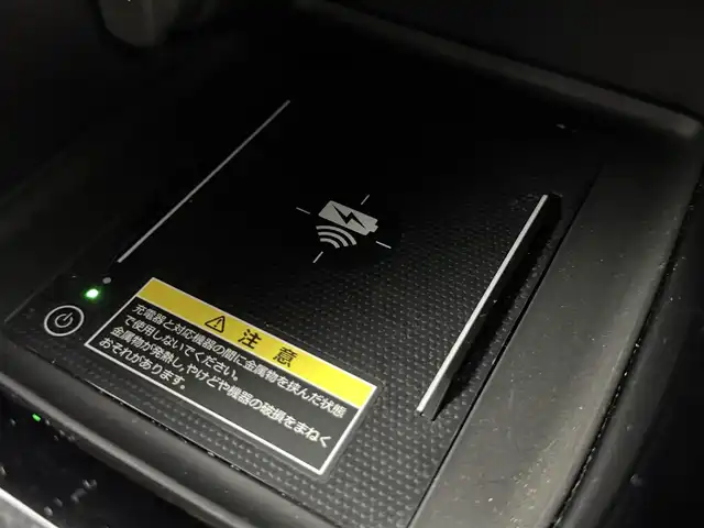 ホンダ ヴェゼル ハイブリッド e:HEV Z 福岡県 2022(令4)年 1.7万km プラチナホワイトパール 純正ナビ　/全方位カメラ　/置くだけ充電　/ビルトインETC２．０　/前後ドライブレコーダー　/アダプティブクルコン　/コーナーセンサー　/衝突被害軽減　/レーンキープ　/ＢＳＭ　/アクセル踏み間違い防止　/パワーバックドア　/シートヒーター　/ステアリングヒーター　/ＬＥＤヘッドライト
