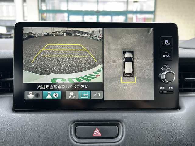 ホンダ ヴェゼル ハイブリッド e:HEV Z 愛知県 2021(令3)年 9.6万km プラチナホワイトパール ワンオーナー/純正カーナビ/TVフルセグ/BT/全方位カメラ/純正フロアマット/置くだけ充電/クルーズコントロール/ハンドルヒーター/シートヒーター(Ｄ・Ｎ)/ハーフレザーシート/革巻きステアリング/パワーバッグドア/ミラーウィンカー/純正ドラレコ(前後)/コーナーセンサー(前後)/社外ルーフレール/ルーフボックス/社外アルミホイールあり/スタッドレスあり/ドアバイザー/フォグランプ/エアバッグW＋サイド＋カーテン/プッシュスタート/ETC2.0/取扱説明書/保証書/記録簿