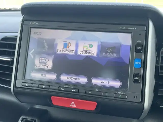 ホンダ Ｎ ＢＯＸ カスタム G SSパッケージ 鳥取県 2017(平29)年 7.8万km プレミアムホワイトパールⅡ 純正ナビ/フルセグ/DVD/CD/BT/バックカメラ/ビルトインETC/片側パワースライド/キセノンライト/プッシュエンジンスタート/前席シートヒーター/純正エアロパーツ/社外14インチアルミホイール/アイドリングストップ/オートライト/フォグライト/ウィンカーミラー/フロアマット/ドアバイザー