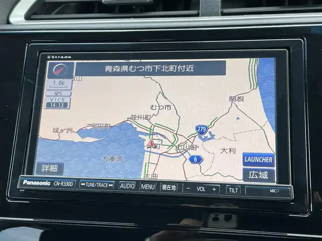 ホンダ シャトル ハイブリッド X 青森県 2016(平28)年 6.2万km ホワイトオーキッドパール 社外ナビ【ＣＤ／ＤＶＤ／フルセグＴＶ】/ハーフレザーシート　/クルーズコントロール　/パドルシフト　/バックカメラ　/ＬＥＤヘッドライト　/社外１５インチＡＷ　/純正フロアマット　/ＥＴＣ　/プッシュスタート/ドアバイザー/フォグランプ/MTモード付/アイドリングストップ/スマートキー