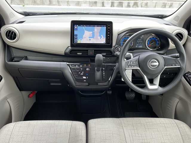 日産 デイズ X 山口県 2024(令6)年 0.4万km ブラック 9インチ純正ナビ【MM223D-L】/・AM/FM/Bluetooth/フルセグテレビ/アラウンドビューモニター/エマージェンシーブレーキ/ディスプレイ付自動防眩式ルームミラー/ステアリングスイッチ/純正フロアマット/純正アルミホイール/ハロゲンヘッドライト/オートライト/オートマチックハイビーム/電動格納式リモコンカラードドアミラー/スマートキー/プッシュアップスタート/USB電源ソケット/アイドリングストップ/ダウンヒルアシストコントロール/フロント&バックソナー/パーキングアシスト/横滑り防止装置/盗難防止装置