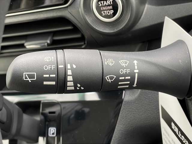 日産 デイズ X 山口県 2024(令6)年 0.4万km ブラック 9インチ純正ナビ【MM223D-L】/・AM/FM/Bluetooth/フルセグテレビ/アラウンドビューモニター/エマージェンシーブレーキ/ディスプレイ付自動防眩式ルームミラー/ステアリングスイッチ/純正フロアマット/純正アルミホイール/ハロゲンヘッドライト/オートライト/オートマチックハイビーム/電動格納式リモコンカラードドアミラー/スマートキー/プッシュアップスタート/USB電源ソケット/アイドリングストップ/ダウンヒルアシストコントロール/フロント&バックソナー/パーキングアシスト/横滑り防止装置/盗難防止装置