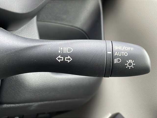 日産 デイズ X 山口県 2024(令6)年 0.4万km ブラック 9インチ純正ナビ【MM223D-L】/・AM/FM/Bluetooth/フルセグテレビ/アラウンドビューモニター/エマージェンシーブレーキ/ディスプレイ付自動防眩式ルームミラー/ステアリングスイッチ/純正フロアマット/純正アルミホイール/ハロゲンヘッドライト/オートライト/オートマチックハイビーム/電動格納式リモコンカラードドアミラー/スマートキー/プッシュアップスタート/USB電源ソケット/アイドリングストップ/ダウンヒルアシストコントロール/フロント&バックソナー/パーキングアシスト/横滑り防止装置/盗難防止装置