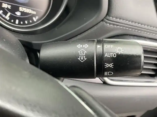 マツダ ＣＸ－５ XD プロアクティブ 香川県 2019(平31)年 5.8万km ジェットブラックマイカ 登録時走行距離：57593km/メーカー純正ナビ/　CD DVD BT フルセグTV/全方位カメラ/衝突被害軽減装置/レーダークルーズコントロール/レーンキープアシスト/クリアランスソナー/ブラインドスポットモニター/ヘッドアップディスプレイ/アイドリングストップ/横滑り防止装置/MTモード付AT/オートホールド機能付き電子パーキングブレーキ/パワーバックドア/純正17インチアルミ/LEDヘッドライト/オートライト/パワーシート/シートメモリ/シートヒーター/シートバックポケット/革巻きステアリング/ステアリングスイッチ/ステアヒーター/ETC/ISOFIX/トノカバー/プッシュスタート/スマートキー