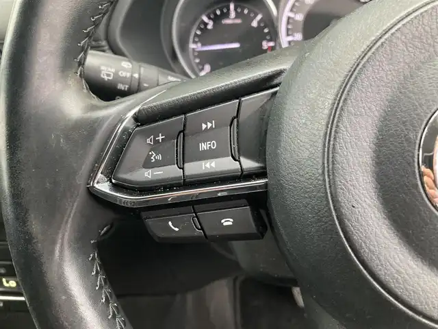 マツダ ＣＸ－５ XD プロアクティブ 香川県 2019(平31)年 5.8万km ジェットブラックマイカ 登録時走行距離：57593km/メーカー純正ナビ/　CD DVD BT フルセグTV/全方位カメラ/衝突被害軽減装置/レーダークルーズコントロール/レーンキープアシスト/クリアランスソナー/ブラインドスポットモニター/ヘッドアップディスプレイ/アイドリングストップ/横滑り防止装置/MTモード付AT/オートホールド機能付き電子パーキングブレーキ/パワーバックドア/純正17インチアルミ/LEDヘッドライト/オートライト/パワーシート/シートメモリ/シートヒーター/シートバックポケット/革巻きステアリング/ステアリングスイッチ/ステアヒーター/ETC/ISOFIX/トノカバー/プッシュスタート/スマートキー