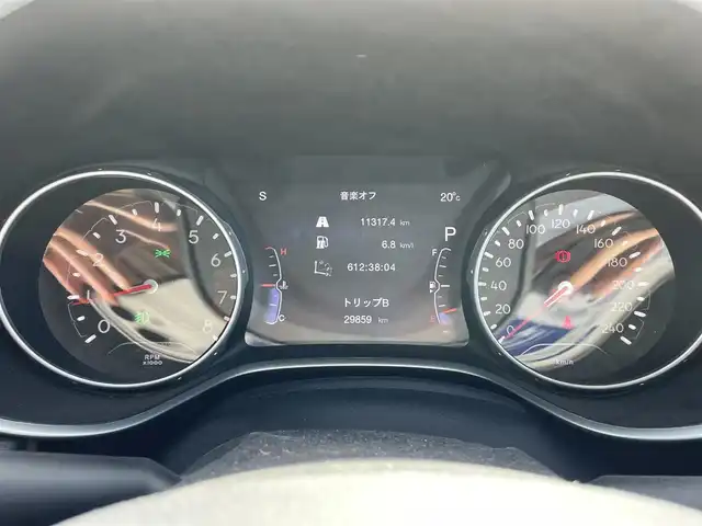 クライスラー・ジープ ジープ コンパス リミテッド 青森県 2020(令2)年 3万km ブライトホワイト AIS検査4.5点内装B/4WD/純正ナビゲーションシステム/・フルセグTV/BT/FM/AM/USB/AUX/beatsプレミアムサウンドシステム/バックカメラ/ビルトインETC/アダプティブクルーズコントロール/車線逸脱警報プラス/ブラインドスポットモニター/パークアシスト/パノラミックサンルーフ/4WD/パワーバックドア/HIDヘッドライト/ハーフレザーシート/前席シートヒーター/スカッフプレート/純正18インチアルミホイール/保証書・取説・スペアキー