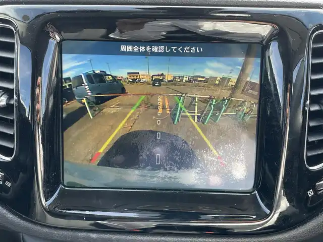 クライスラー・ジープ ジープ コンパス リミテッド 青森県 2020(令2)年 3万km ブライトホワイト AIS検査4.5点内装B/4WD/純正ナビゲーションシステム/・フルセグTV/BT/FM/AM/USB/AUX/beatsプレミアムサウンドシステム/バックカメラ/ビルトインETC/アダプティブクルーズコントロール/車線逸脱警報プラス/ブラインドスポットモニター/パークアシスト/パノラミックサンルーフ/4WD/パワーバックドア/HIDヘッドライト/ハーフレザーシート/前席シートヒーター/スカッフプレート/純正18インチアルミホイール/保証書・取説・スペアキー