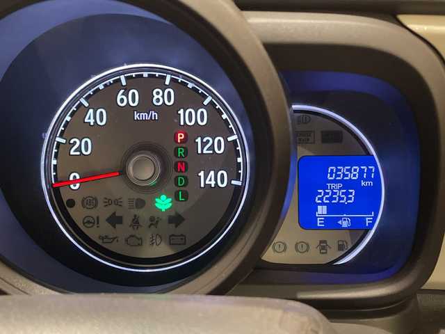 ホンダ Ｎ ＯＮＥ G 新潟県 2017(平29)年 3.6万km プレミアムホワイトパールⅡ フロントベンチシート/安心パッケージ/・シティブレーキシステム/CTBA/カーテンエアバック/ABS/横滑り防止装置/純正フロアマット/布シート/AUX/スマートキー/アイドリングストップ