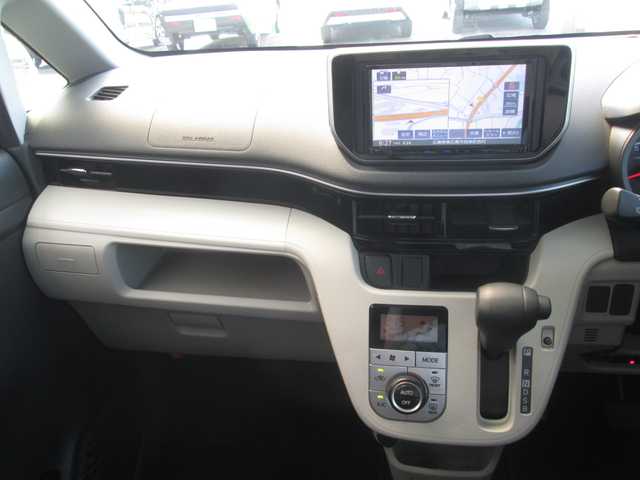 ダイハツ ムーヴ X リミテッドⅡ SAⅢ 広島県 2020(令2)年 6.5万km シャイニングホワイトパール 社外メモリーナビ/ワンセグTV・BTオーディオ/シートヒーター/スマートアシストIII/バックカメラ/スマートキー/ETC
