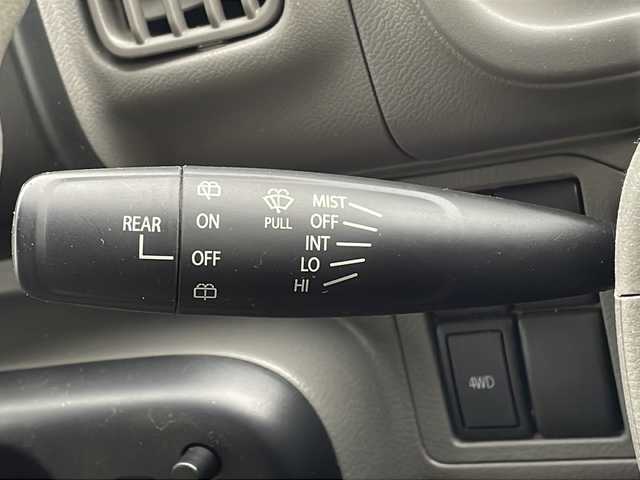 スズキ エブリイ PA 福島県 2019(令1)年 2.8万km スペリアホワイト 4WDボタン有 オートマシフト 純正ラジオ 両側スライドドア 純正ゴムマット ドアバイザー スペアキー ヘッドアップコンソール 純正スチールホイール