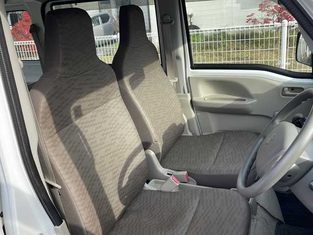 スズキ エブリイ PA 福島県 2019(令1)年 2.8万km スペリアホワイト 4WDボタン有 オートマシフト 純正ラジオ 両側スライドドア 純正ゴムマット ドアバイザー スペアキー ヘッドアップコンソール 純正スチールホイール