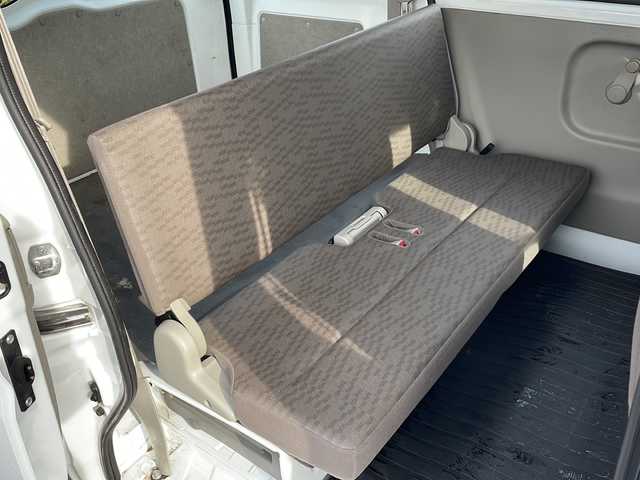 スズキ エブリイ PA 福島県 2019(令1)年 2.8万km スペリアホワイト 4WDボタン有 オートマシフト 純正ラジオ 両側スライドドア 純正ゴムマット ドアバイザー スペアキー ヘッドアップコンソール 純正スチールホイール