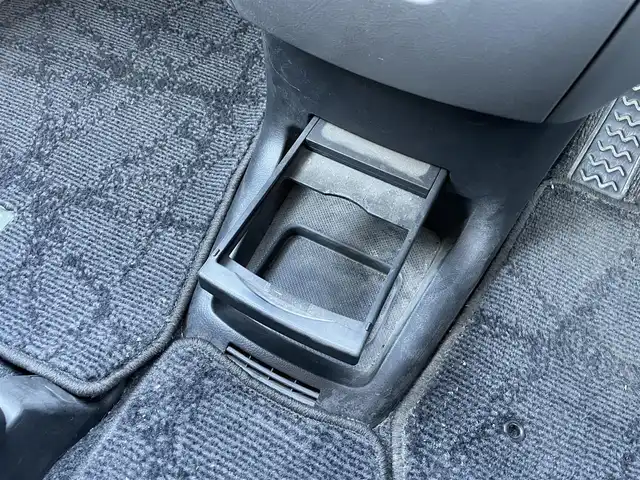 トヨタ ヴォクシー Z 長野県 2006(平18)年 13.2万km ダークブルーマイカ カロッツェリアナビ/ワンセグテレビ/AM/FM/Bluetooth/バックカメラ/ETC/フリップダウンモニター/純正フロアマット/4WD/ドアバイザー/スペアキー/純正15インチAW/パワーウィンドウ