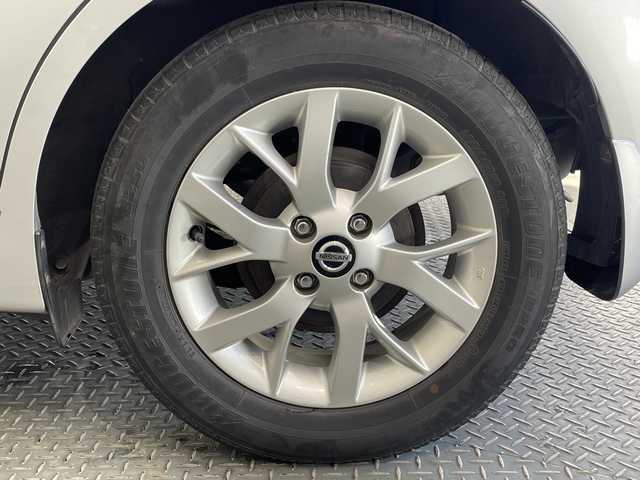 日産 ノート e－パワー X 栃木県 2019(令1)年 5万km ブリリアントシルバー 純正ナビ/(CD-DVD/TV/Bluetooth)/衝突被害軽減ブレーキ/踏み間違い防止/車線逸脱警報/アラウンドビューモニター/スマートルームミラー/アイドリングストップ/ABS/インテリジェントキー/盗難防止装置/禁煙車/ETC/ドラレコ/全方位バックカメラ/純正アルミホイール/純正フロアマット/コーナーセンサー/プッシュスタート