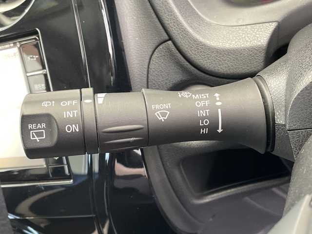 日産 ノート e－パワー X 栃木県 2019(令1)年 5万km ブリリアントシルバー 純正ナビ/(CD-DVD/TV/Bluetooth)/衝突被害軽減ブレーキ/踏み間違い防止/車線逸脱警報/アラウンドビューモニター/スマートルームミラー/アイドリングストップ/ABS/インテリジェントキー/盗難防止装置/禁煙車/ETC/ドラレコ/全方位バックカメラ/純正アルミホイール/純正フロアマット/コーナーセンサー/プッシュスタート