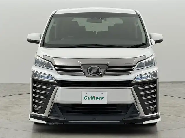 トヨタ ヴェルファイア Z Gエディション 福岡県 2018(平30)年 9.5万km ホワイトパールクリスタルシャイン ＴＲＤエアロ　/後席モニター　/純正１０型ナビ/フルセグTV　/バックカメラ　/ビルトインＥＴＣ　/ドライブレコーダー　/レーダークルコン　/コーナーセンサー　/衝突軽減ブレーキ　/レーンキープ　/両側電動スライドドア　/シートメモリー付きパワーシート　/シートベンチレーション／ヒーター　/ステアリングヒーター　/パワーバックドア　/３眼ＬＥＤヘッドライト　/社外２０インチアルミホイール