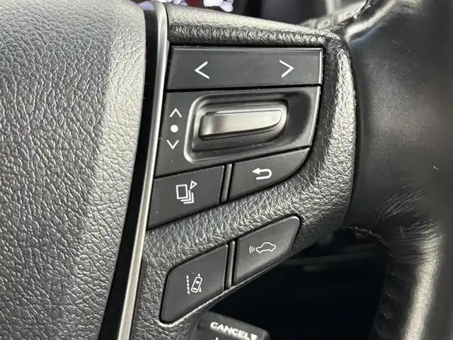 トヨタ ヴェルファイア Z Gエディション 福岡県 2018(平30)年 9.5万km ホワイトパールクリスタルシャイン ＴＲＤエアロ　/後席モニター　/純正１０型ナビ/フルセグTV　/バックカメラ　/ビルトインＥＴＣ　/ドライブレコーダー　/レーダークルコン　/コーナーセンサー　/衝突軽減ブレーキ　/レーンキープ　/両側電動スライドドア　/シートメモリー付きパワーシート　/シートベンチレーション／ヒーター　/ステアリングヒーター　/パワーバックドア　/３眼ＬＥＤヘッドライト　/社外２０インチアルミホイール