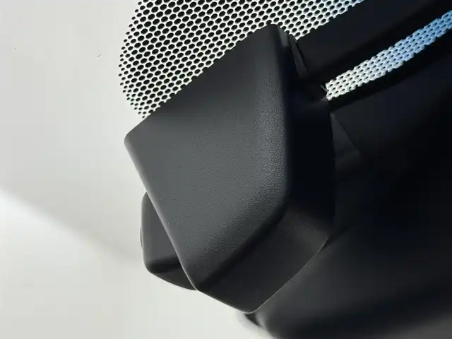 トヨタ ヴェルファイア Z Gエディション 福岡県 2018(平30)年 9.5万km ホワイトパールクリスタルシャイン ＴＲＤエアロ　/後席モニター　/純正１０型ナビ/フルセグTV　/バックカメラ　/ビルトインＥＴＣ　/ドライブレコーダー　/レーダークルコン　/コーナーセンサー　/衝突軽減ブレーキ　/レーンキープ　/両側電動スライドドア　/シートメモリー付きパワーシート　/シートベンチレーション／ヒーター　/ステアリングヒーター　/パワーバックドア　/３眼ＬＥＤヘッドライト　/社外２０インチアルミホイール