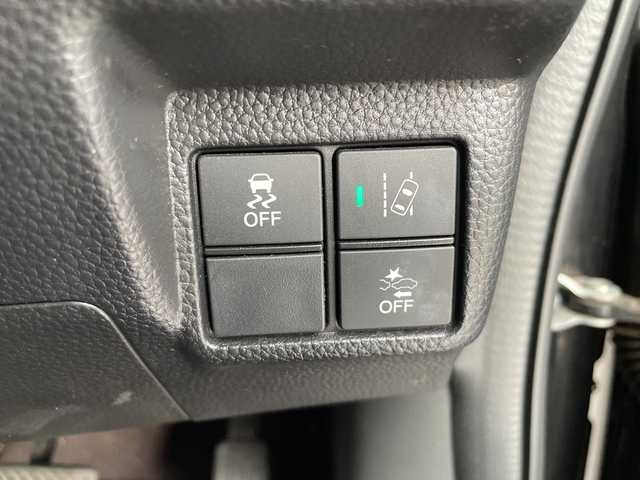 ホンダ Ｎ ＢＯＸ カスタム G L ホンダセンシング 愛知県 2018(平30)年 9.2万km クリスタルブラックパール 純正ナビ/片側パワースライドドア/レーダークルーズコントロール/コーナーセンサー/純正アルミホイール/LEDヘッドライト/レーンキープアシスト/衝突軽減システム/フルセグ/CD DVD/Bluetooth/ステアリングスイッチ/スマートキー/プッシュスタート