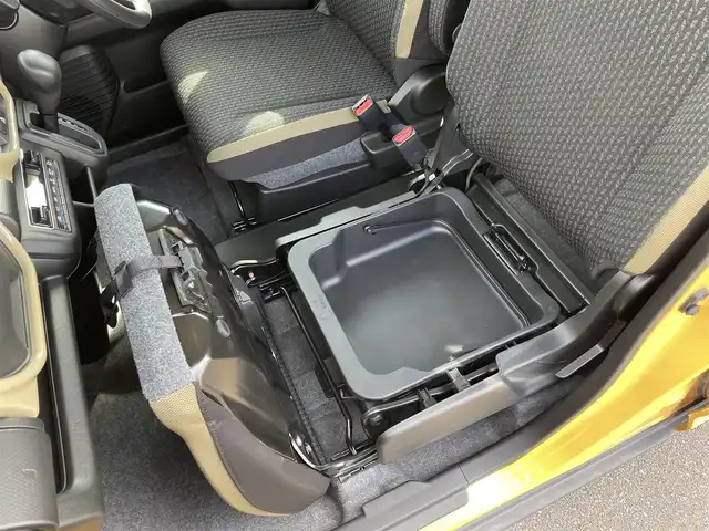 スズキ ハスラー HYBRID G 佐賀県 2025(令7)年 0.7万km アクティブイエロー/ガンメタリック2トーン スズキセーフティーサポート/・デュアルカメラブレーキサポート/・車線逸脱抑制機能/・アダプティブクルーズコントロール/・標識認識機能/・ハイビームアシスト/LEDヘッドライト/・オートマチックハイビーム/シートヒーター/純正15インチアルミホイール/ステアリングリモコン/スマートキー/・プッシュスタート