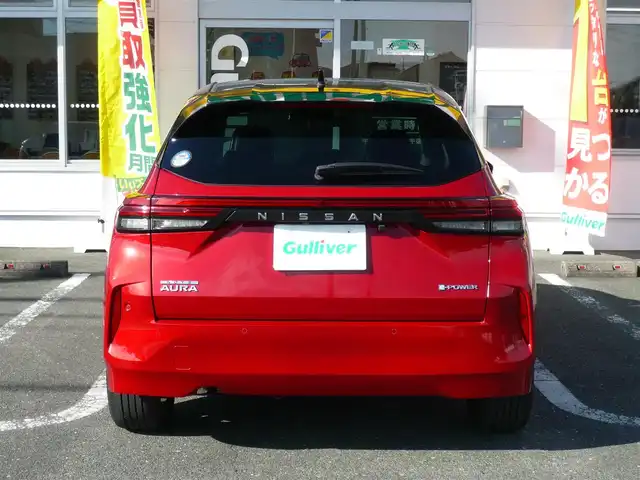 日産 オーラ G 静岡県 2022(令4)年 1.4万km ガーネットレッド/スーパーブラック 2トーン ワンオーナー/禁煙車/プロパイロット/・ハンドル支援/・レーダークルーズ/・レーンキープアシスト/ニッサンコネクトナビ/アラウンドビューモニター/フルセグテレビ/Bluetooth/USB・HDMI/置くだけ充電/デジタルインナーミラー/BOSEサウンド/オートハイビーム/オートライト/LEDヘッドライト/電動パーキング/AUTO HOLD/スマートキー/スペアキー/フロアマット/ドアバイザー/ビルトインETC/新車保証書/取扱説明書