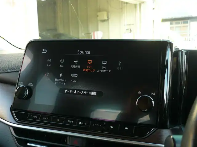 日産 オーラ G 静岡県 2022(令4)年 1.4万km ガーネットレッド/スーパーブラック 2トーン ワンオーナー/禁煙車/プロパイロット/・ハンドル支援/・レーダークルーズ/・レーンキープアシスト/ニッサンコネクトナビ/アラウンドビューモニター/フルセグテレビ/Bluetooth/USB・HDMI/置くだけ充電/デジタルインナーミラー/BOSEサウンド/オートハイビーム/オートライト/LEDヘッドライト/電動パーキング/AUTO HOLD/スマートキー/スペアキー/フロアマット/ドアバイザー/ビルトインETC/新車保証書/取扱説明書