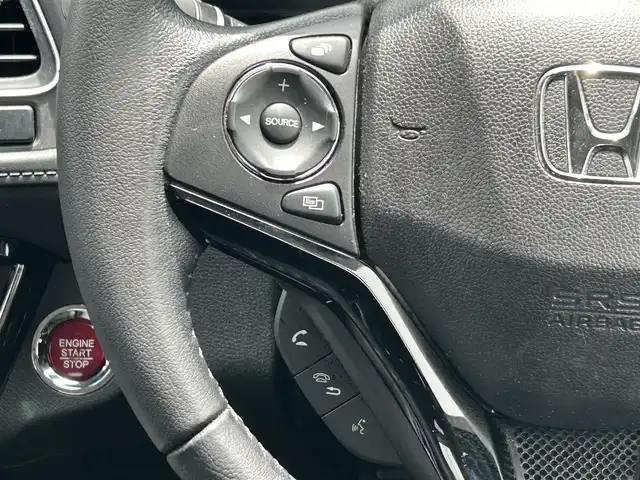 ホンダ ヴェゼル X ホンダセンシング 長野県 2017(平29)年 3.7万km ホワイトオーキッドパール ホンダセンシング/社外ナビ/フルセグ/ACC/純正ビルトインETC/エンジンスターター/スペアキー/LEDヘッドライト/スマートキー/HDMI