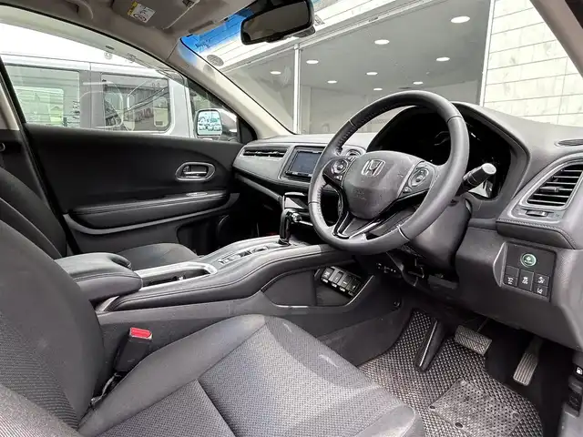 ホンダ ヴェゼル X ホンダセンシング 長野県 2017(平29)年 3.7万km ホワイトオーキッドパール ホンダセンシング/社外ナビ/フルセグ/ACC/純正ビルトインETC/エンジンスターター/スペアキー/LEDヘッドライト/スマートキー/HDMI