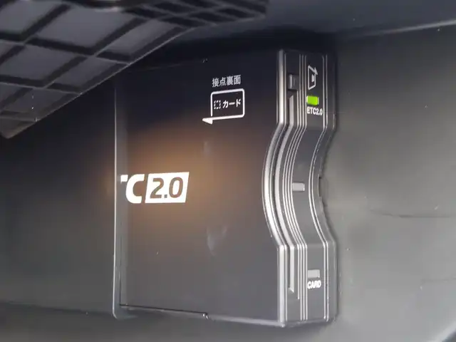 メルセデス・ベンツ ＣＬＡ１８０ AMGライン 埼玉県 2020(令2)年 1.8万km ポーラホワイト ブラックハーフレザーシート/アダプティブクルーズコントロール/レーダーセーフティパッケージ/パークセンサー/ブライドスポットモニター/バックカメラ/純正ナビ/ドラレコ/ETC/フルセグTV/ワイヤレス充電/シートヒーター/Bluetooth/純正18インチAMGホイール