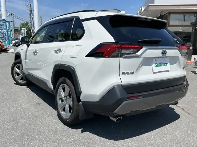 トヨタ ＲＡＶ４ ハイブリットG 長野県 2019(令1)年 11.3万km ホワイトパールクリスタルシャイン 4WD/ワンオーナー/純正ナビ/・Bluetooth/CD/DVD/TV/バックカメラ/純正2.0ETC/電動リアゲート/社外ドライブレコーダー/純正フロアマット/メモリパワーシート/レザーシート/前席シートヒーター/純正18インチAW/前後コーナーセンサー/LEDオートライト/オートマチックハイビーム/ハンドルヒーター/寒冷地仕様/クルーズコントロール追走あり/電格ミラー/ドアバイザー/取り扱い説明書/保証書