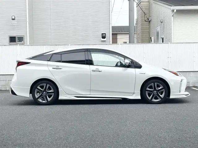 トヨタ プリウス A ツーリングセレクション 栃木県 2020(令2)年 2.9万km ホワイトパールクリスタルシャイン ワンオーナー/モデリスタエアロ/純正ナビ/（BT/DVD/CD/フルセグTV/SD）/CD録音/衝突軽減ブレーキ/車線逸脱警報/BSM/RCTA/レーダークルーズコントロール/パーキングアシスト/ヘッドアップディスプレイ/レザーシート/パワーシート/シートヒーター/エンジンスターター/コーナーセンサー/ドライブレコーダー/ETC2.0/ドアバイザー/オートリトラクタブルミラー/オートハイビーム/ドアバイザー/スペアキー/保証書/取説