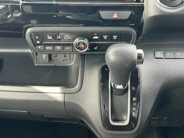 ホンダ Ｎ ＢＯＸ カスタム EX 福島県 2021(令3)年 3.7万km プラチナホワイトパール 純正ナビ/フルセグＴＶ/ＣＤ/ＤＶＤ/ＦＭ・ＡＭ/両側パワスラ/衝突軽減ブレーキ/レーンアシスト/ドライブレコーダー/クルーズコントロール/チップアップシート/純正フロアマット/ドアバイザー/前席シートヒーター/ＬＥＤヘッドライト