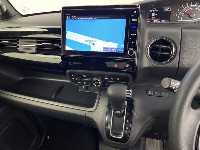 ホンダ Ｎ ＢＯＸ カスタム EX 鹿児島県 2021(令3)年 3.7万km プラチナホワイトパール 純正9インチナビ/フルセグＴＶ/ＣＤ/ＤＶＤ/ＦＭ・ＡＭ/両側パワスラ/衝突軽減ブレーキ/レーンアシスト/ドライブレコーダー/クルーズコントロール/チップアップシート/純正フロアマット/ドアバイザー/前席シートヒーター/ＬＥＤヘッドライト