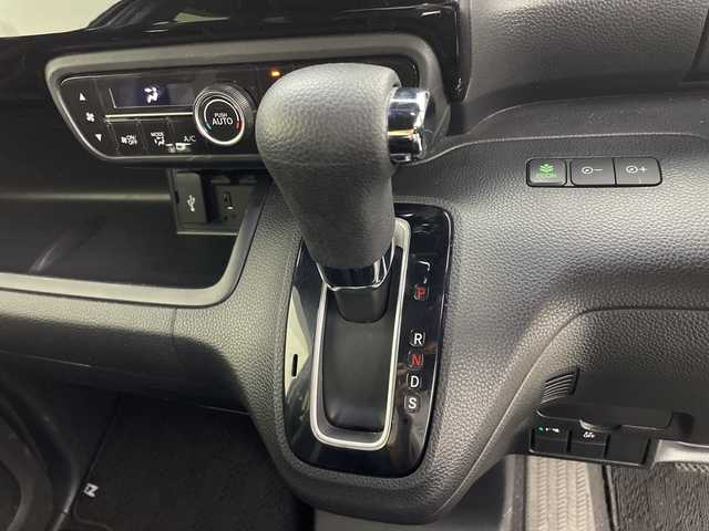 ホンダ Ｎ ＢＯＸ カスタム EX 鹿児島県 2021(令3)年 3.7万km プラチナホワイトパール 純正9インチナビ/フルセグＴＶ/ＣＤ/ＤＶＤ/ＦＭ・ＡＭ/両側パワスラ/衝突軽減ブレーキ/レーンアシスト/ドライブレコーダー/クルーズコントロール/チップアップシート/純正フロアマット/ドアバイザー/前席シートヒーター/ＬＥＤヘッドライト