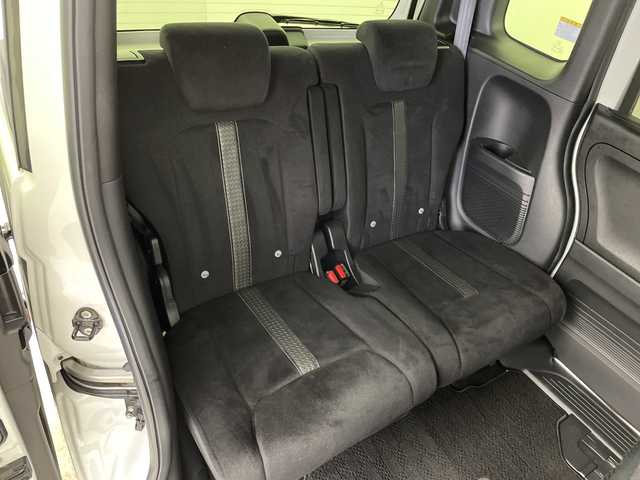 ホンダ Ｎ ＢＯＸ カスタム EX 鹿児島県 2021(令3)年 3.7万km プラチナホワイトパール 純正9インチナビ/フルセグＴＶ/ＣＤ/ＤＶＤ/ＦＭ・ＡＭ/両側パワスラ/衝突軽減ブレーキ/レーンアシスト/ドライブレコーダー/クルーズコントロール/チップアップシート/純正フロアマット/ドアバイザー/前席シートヒーター/ＬＥＤヘッドライト