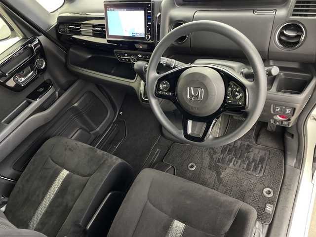 ホンダ Ｎ ＢＯＸ カスタム EX 鹿児島県 2021(令3)年 3.7万km プラチナホワイトパール 純正9インチナビ/フルセグＴＶ/ＣＤ/ＤＶＤ/ＦＭ・ＡＭ/両側パワスラ/衝突軽減ブレーキ/レーンアシスト/ドライブレコーダー/クルーズコントロール/チップアップシート/純正フロアマット/ドアバイザー/前席シートヒーター/ＬＥＤヘッドライト