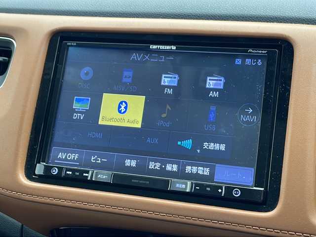 ホンダ ヴェゼル ハイブリッド Z 千葉県 2015(平27)年 4.8万km ルーセブラックM 社外ナビ【AVIC-RL09】/(CD/DVD/Bluetooth/フルセグ/SD/USB)/社外後席モニター/バックカメラ/クルーズコントロール/クリアランスソナー(前後)/電動パーキングブレーキ/オートホールド/LEDヘッドライト/フォグランプ/オートライト/シートヒーター(D+N席)/ETC/ハーフレザーシート/純正フロアマット/純正17インチアルミホイール/MTモード付AT/パドルシフト/トノカバー/電動格納ミラー/プッシュスタート/エアバッグ(W+サイド＋カーテン)/横滑り防止装置