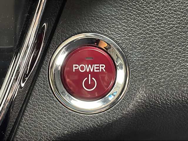 ホンダ ヴェゼル ハイブリッド Z 千葉県 2015(平27)年 4.8万km ルーセブラックM 社外ナビ【AVIC-RL09】/(CD/DVD/Bluetooth/フルセグ/SD/USB)/社外後席モニター/バックカメラ/クルーズコントロール/クリアランスソナー(前後)/電動パーキングブレーキ/オートホールド/LEDヘッドライト/フォグランプ/オートライト/シートヒーター(D+N席)/ETC/ハーフレザーシート/純正フロアマット/純正17インチアルミホイール/MTモード付AT/パドルシフト/トノカバー/電動格納ミラー/プッシュスタート/エアバッグ(W+サイド＋カーテン)/横滑り防止装置