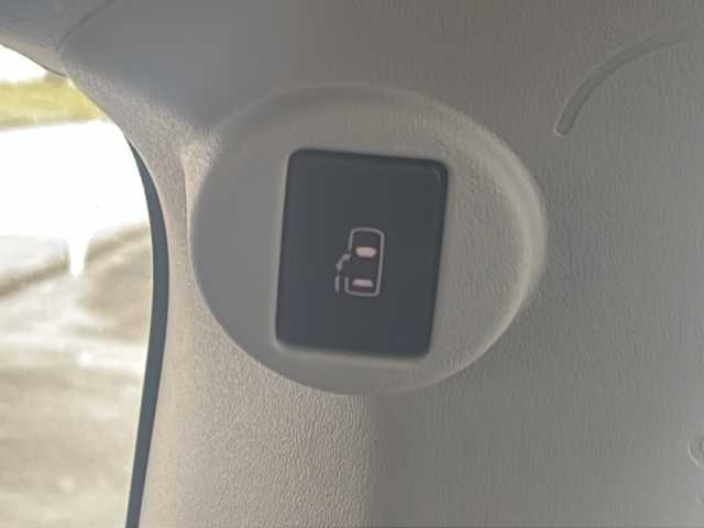 トヨタ ポルテ F 三重県 2020(令2)年 4.7万km ブラック 社外ナビ　/バックカメラ　/ビルトインETC/前方ドライブレコーダー/パワースライドドア　/前後クリアランスソナー　/衝突軽減ブレーキ /ステアリングリモコン　/オートライト　/オートハイビーム　/電動格納ミラー /禁煙車