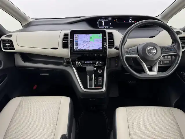 日産 セレナ ライダー オーテック 30th 福岡県 2016(平28)年 7.1万km ダイヤモンドブラック 後席モニター　/純正ナビ　/全方位カメラ／フルセグＴＶ　/ＥＴＣ　/前後ドラレコ　/プロパイロット　/コーナーセンサー　/エマージェンシーブレーキ　/レーンキープ　/パーキングアシスト　/両側電動スライドドア　/シートヒーター　/ＬＥＤライト