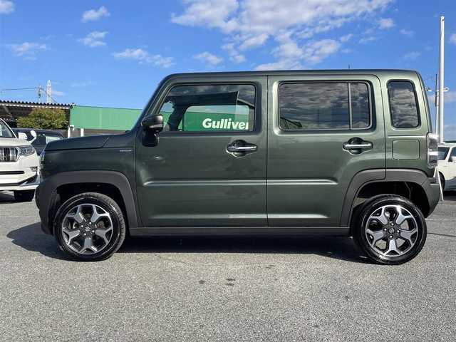 スズキ ハスラー HYBRID X ターボ 千葉県 2025(令7)年 0.7万km クールカーキPM スズキセーフティーサポート/・デュアルカメラブレーキサポート/・誤発進抑制機能/・車線逸脱警報機能/・車線逸脱抑制機能/・ふらつき警報機能/・先行車発進お知らせ機能/・ハイビームアシスト/・標識認識機能/・アダプティブクルーズコントロール/・後退時ブレーキサポート/・リヤパーキングセンサー/社外8インチSDナビ【MDV-S811HDL】/・CD/DVD/MSV/Bluetooth/フルセグ/バックカメラ/前席シートヒーター/スマートキー/純正LEDヘッドライト/フォグランプ/純正15インチアルミホイール/ヘッドライトレベライザー/社外前後ドライブレコーダー/ETC/本革巻きステアリング/サイド＆カーテンエアバッグ/新車時保証書＆取扱説明書