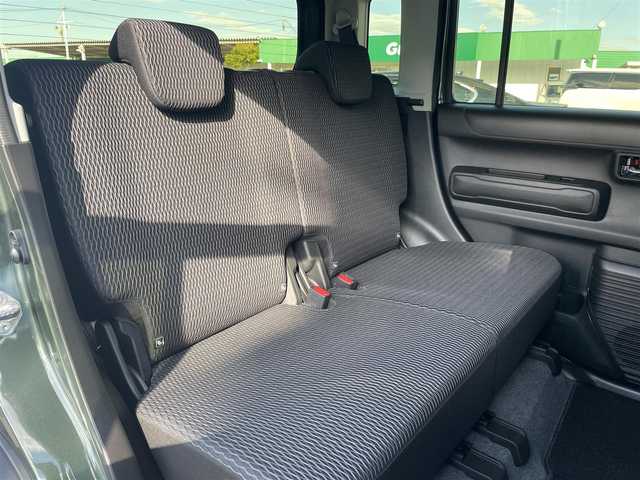 スズキ ハスラー HYBRID X ターボ 千葉県 2025(令7)年 0.7万km クールカーキPM スズキセーフティーサポート/・デュアルカメラブレーキサポート/・誤発進抑制機能/・車線逸脱警報機能/・車線逸脱抑制機能/・ふらつき警報機能/・先行車発進お知らせ機能/・ハイビームアシスト/・標識認識機能/・アダプティブクルーズコントロール/・後退時ブレーキサポート/・リヤパーキングセンサー/社外8インチSDナビ【MDV-S811HDL】/・CD/DVD/MSV/Bluetooth/フルセグ/バックカメラ/前席シートヒーター/スマートキー/純正LEDヘッドライト/フォグランプ/純正15インチアルミホイール/ヘッドライトレベライザー/社外前後ドライブレコーダー/ETC/本革巻きステアリング/サイド＆カーテンエアバッグ/新車時保証書＆取扱説明書