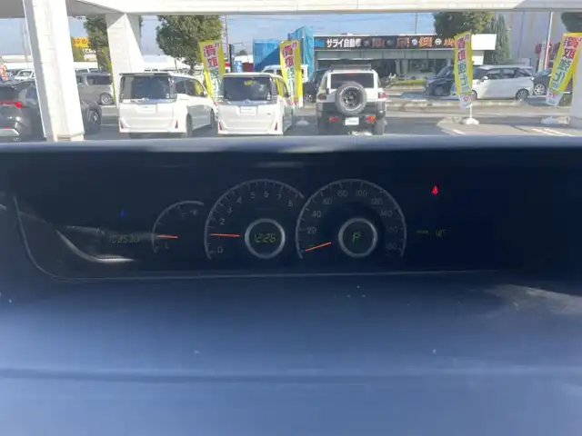 トヨタ ノア X 埼玉県 2012(平24)年 10.4万km グレーメタリック ・社外ナビ/・両側スライドドア/・純正フロアマット/・革巻きステアリング/・ETC