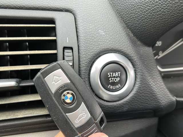 ＢＭＷ １１６ｉ 福島県 2010(平22)年 3.8万km 赤 社外ＨＤＤナビ＆フルセグＴＶ/（ＤＶＤ＆ＢＴ＆ＣＤ＆ＭＳＶ）/ＥＴＣ/社外１６inアルミホイール/オートライト/ＨＩＤライト/電動格納ミラー/キーレス/Ｗ＋サイドエアバッグ/ＡＢＳ/フロアマット/取扱説明書