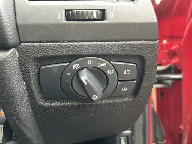 ＢＭＷ １１６ｉ 福島県 2010(平22)年 3.8万km 赤 社外ＨＤＤナビ＆フルセグＴＶ/（ＤＶＤ＆ＢＴ＆ＣＤ＆ＭＳＶ）/ＥＴＣ/社外１６inアルミホイール/オートライト/ＨＩＤライト/電動格納ミラー/キーレス/Ｗ＋サイドエアバッグ/ＡＢＳ/フロアマット/取扱説明書