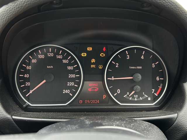 ＢＭＷ １１６ｉ 福島県 2010(平22)年 3.8万km 赤 社外ＨＤＤナビ＆フルセグＴＶ/（ＤＶＤ＆ＢＴ＆ＣＤ＆ＭＳＶ）/ＥＴＣ/社外１６inアルミホイール/オートライト/ＨＩＤライト/電動格納ミラー/キーレス/Ｗ＋サイドエアバッグ/ＡＢＳ/フロアマット/取扱説明書